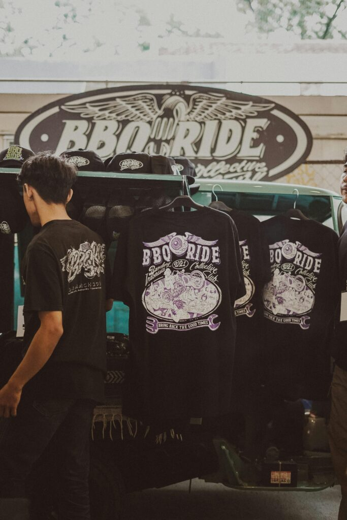 customize t-shirts