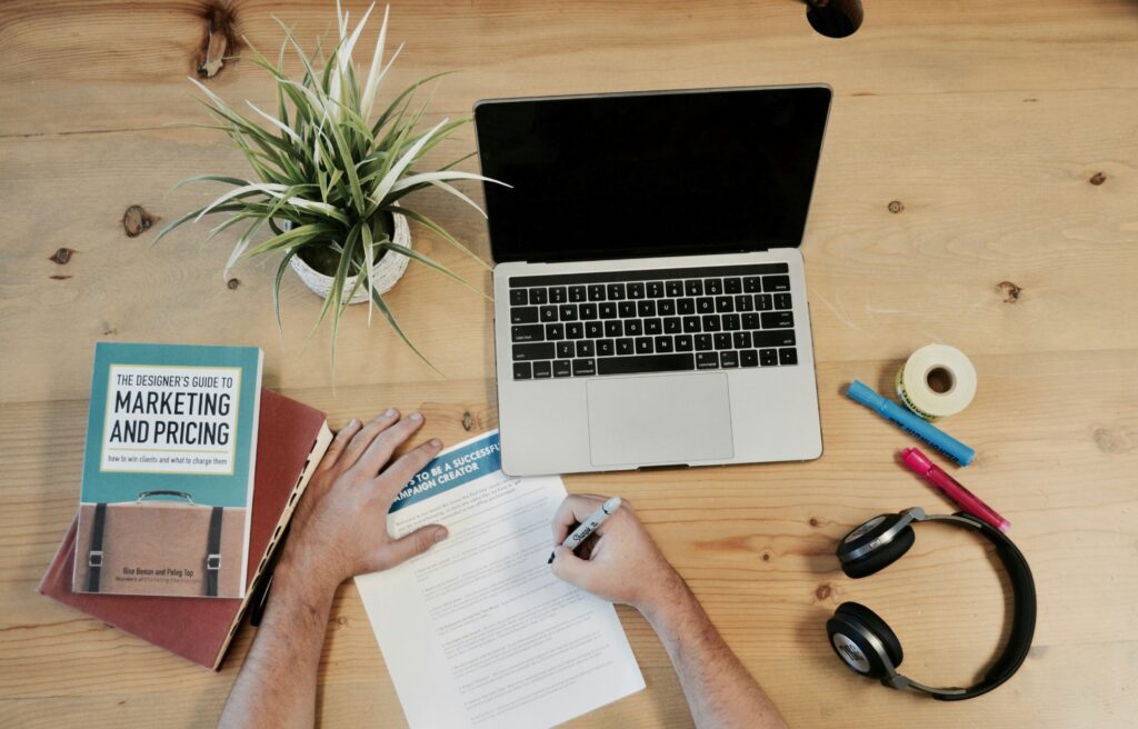 social media & marketing