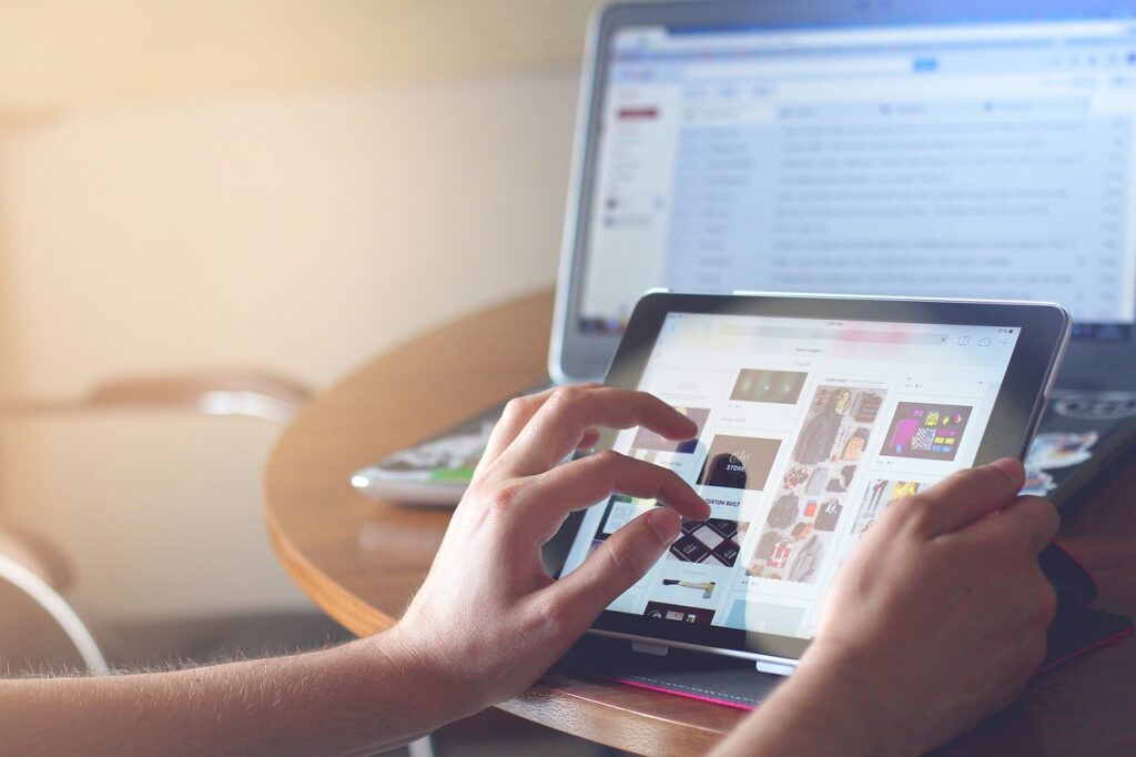 designing company website
