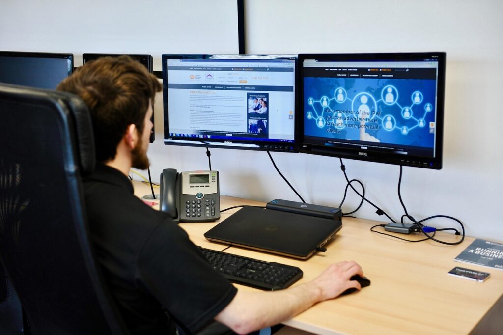 Web Design in US – Top Trends, Services & Tips for Creating Your Ideal Website
